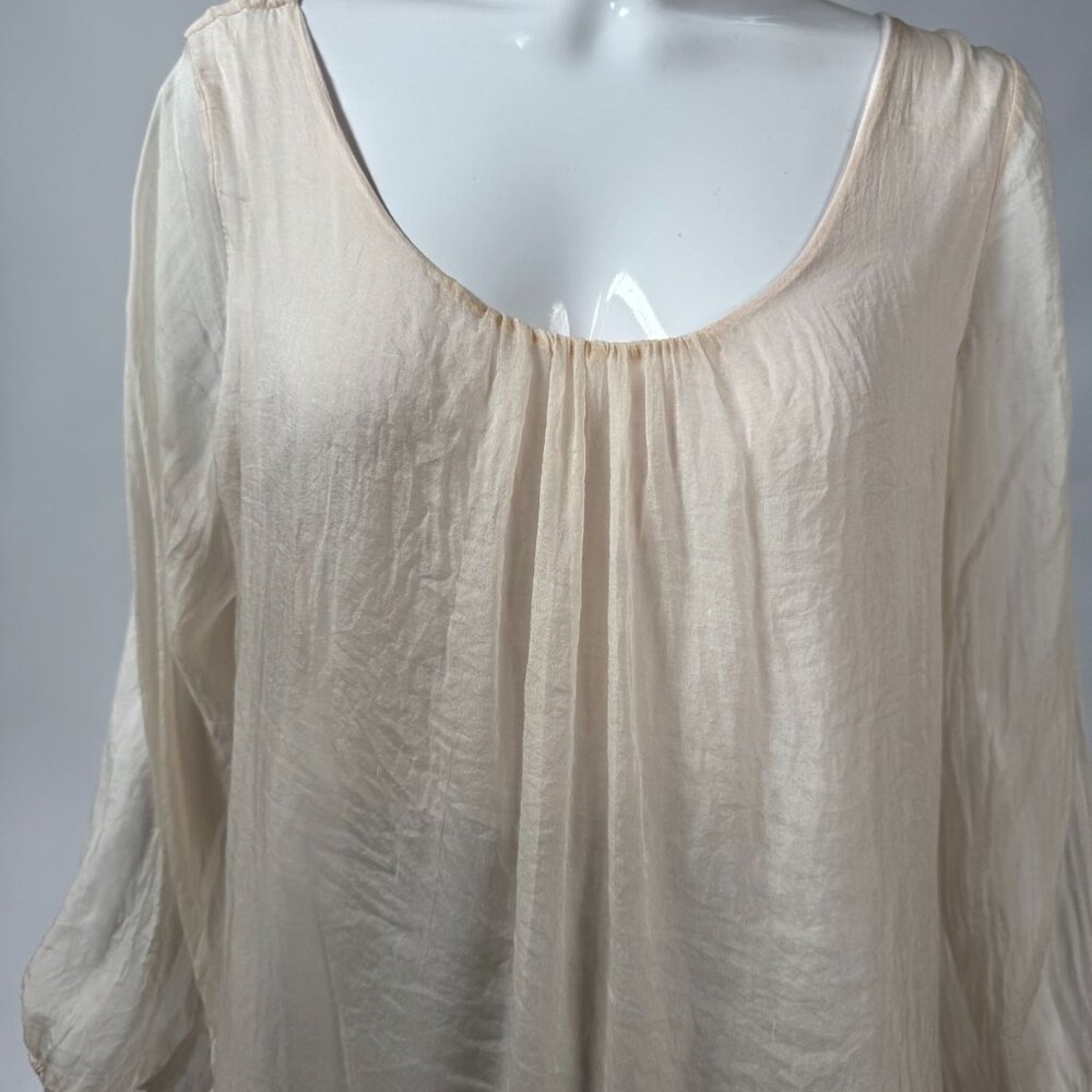 Sheer Beige Blouse With Embroidered Hem & 3/4 Sleeves By Prontomoda Giusy - Picture 10 of 16